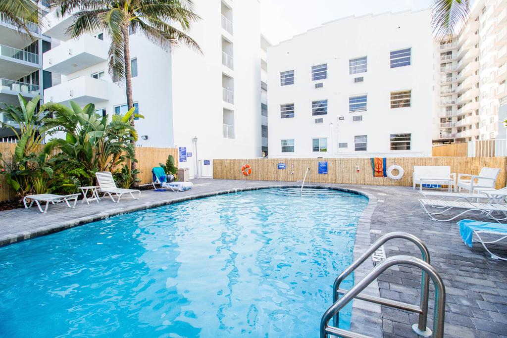 Ocean Walk Apartments - thumb 1