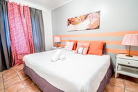 Ocean walk apartments Orlando Tourists