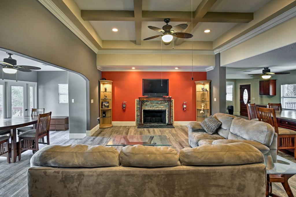 Ocklawaha House On Lake Fay With Pool Table And Hot Tub - thumb 3