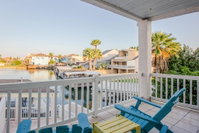 Paradise Cove Orlando Tourists