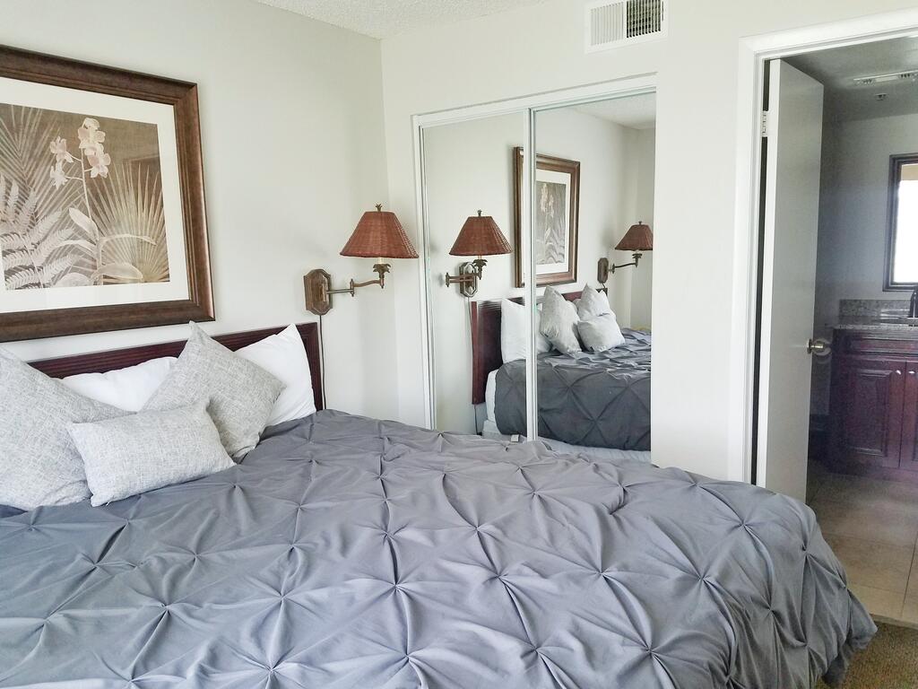 Parc Corniche Condominium Suites - thumb 1