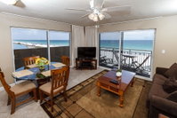 Pelican Isle 401-WRAP-AROUND BALCONY-Fantastic Corner Condo-Free Golf MORE Orlando Tourists