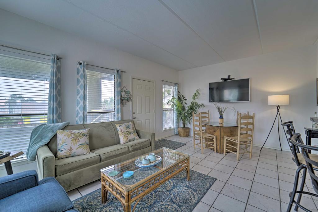Pet-Friendly South Padre Condo Steps To Shore - thumb 3