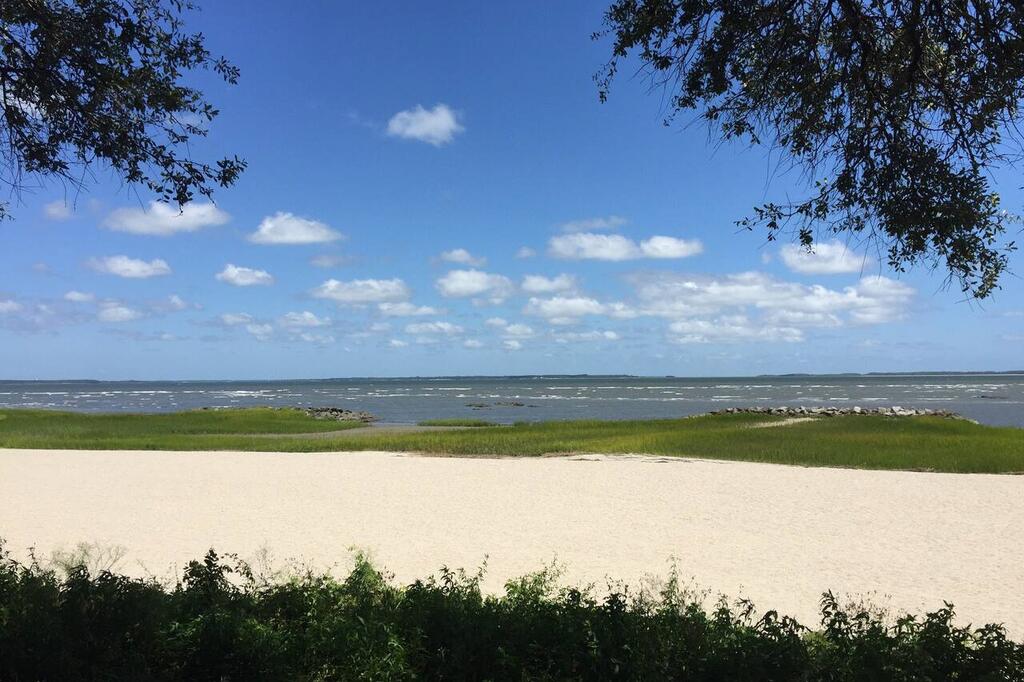 Poolside Condo, Steps From The Beach! Condo - thumb 1