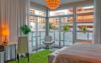 Prime Hotel Miami Orlando Tourists