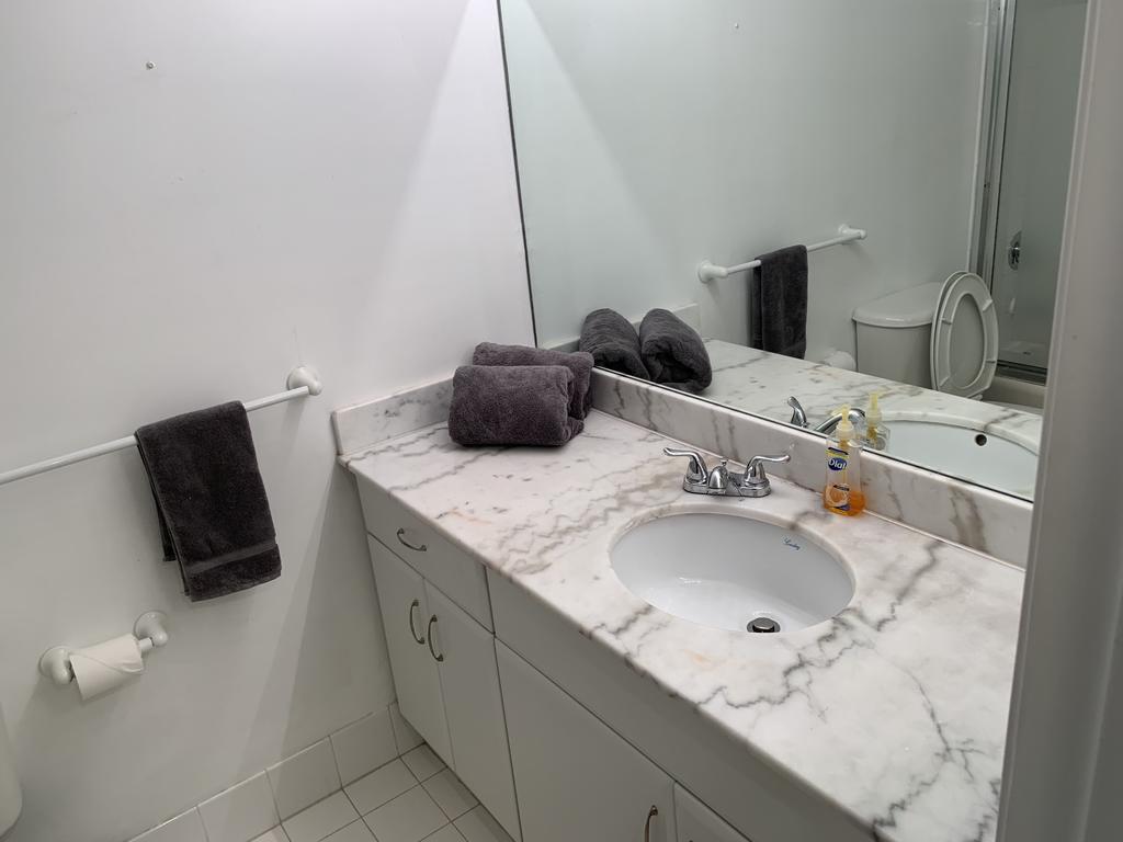 PRIME LOCATION STUDIO IN BRICKELL - thumb 3