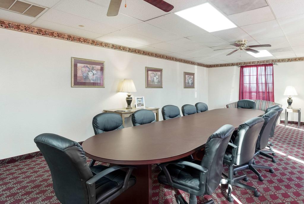 Quality Inn & Suites - thumb 2