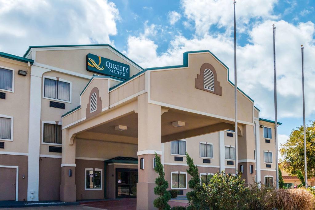 Quality Suites, Ft Worth Burleson - thumb 0