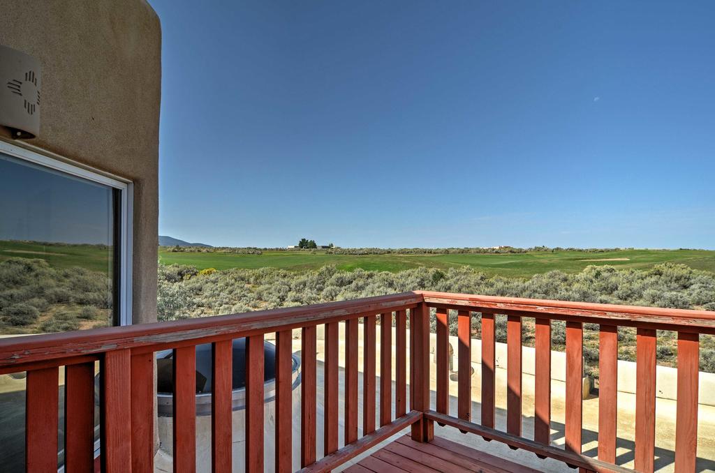 Rancho De Taos House With Balcony & Panoramic Views! - thumb 2