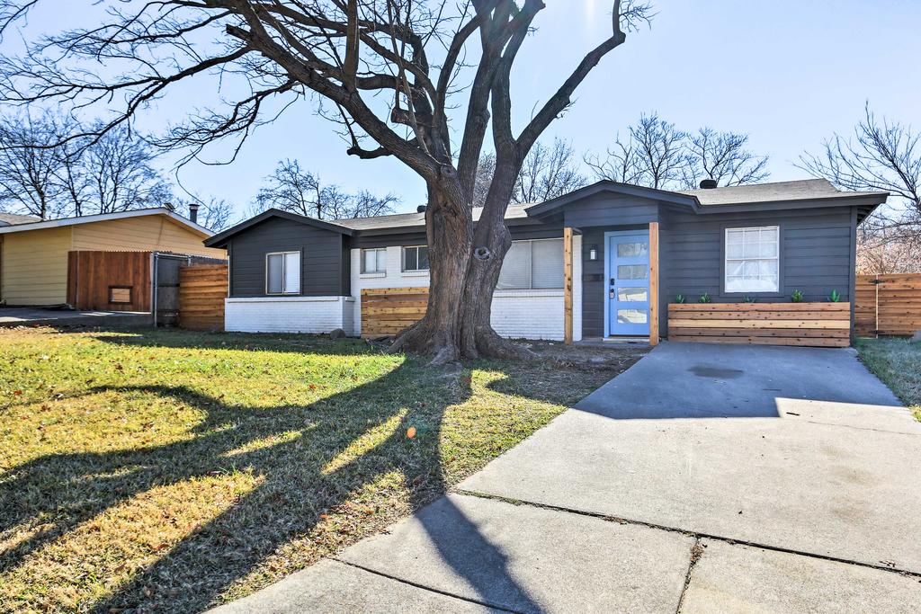 Remodeled Arlington Home Mins To AT&T Stadium! - thumb 0