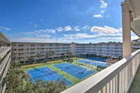 Resort Condo with Pool and Tennis Less Than 1 Mile to Beach Orlando Tourists