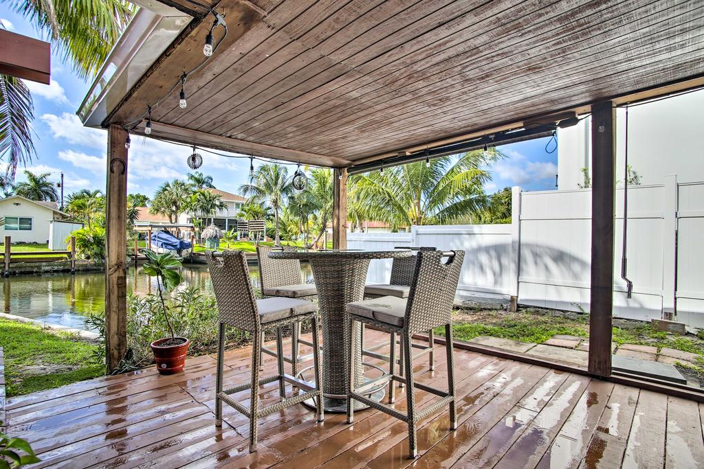 Retreat With Dock Near Hollywood BCH Boardwalk! - thumb 1