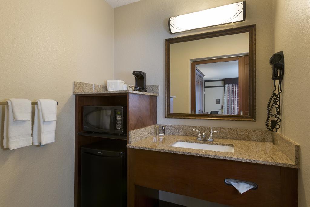 Rosen Inn At Pointe Orlando - thumb 2
