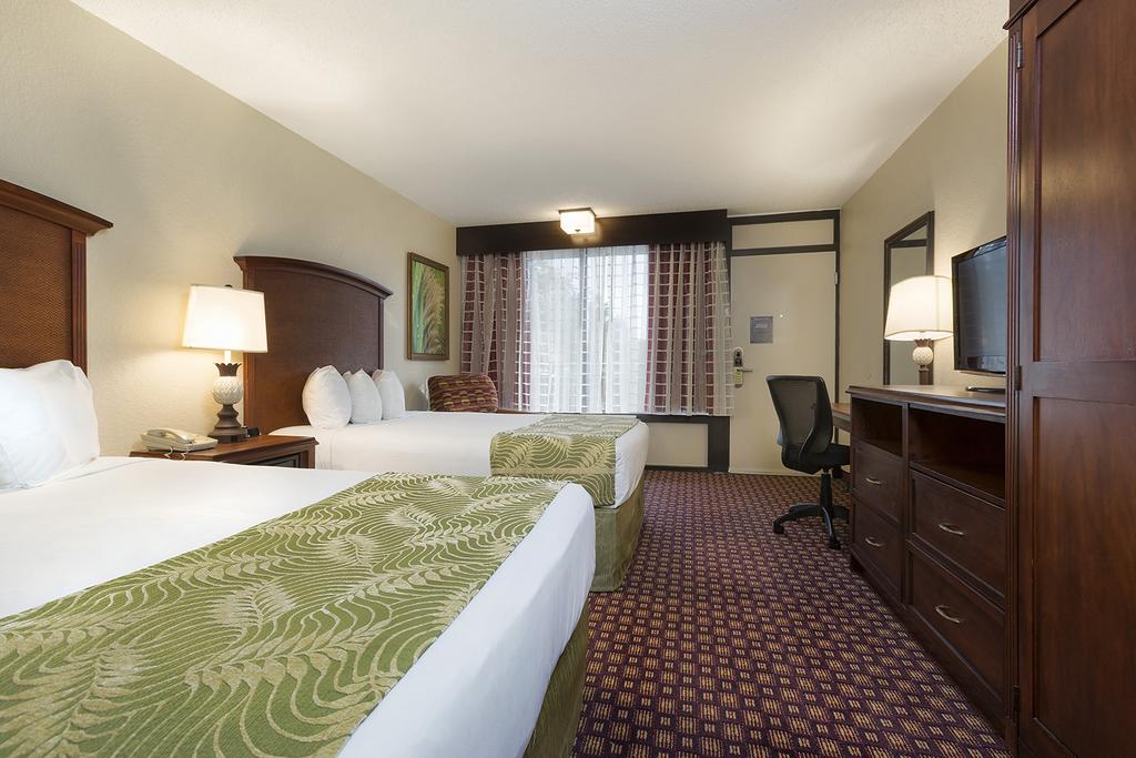 Rosen Inn At Pointe Orlando - thumb 0