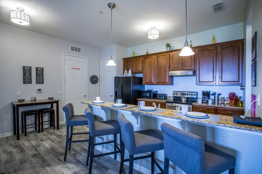 Shoreway Loop Unit 402 Condo - thumb 3