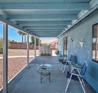 Single-Story Home with Patio, 6MI to Lake Mohave - Orlando Tourists