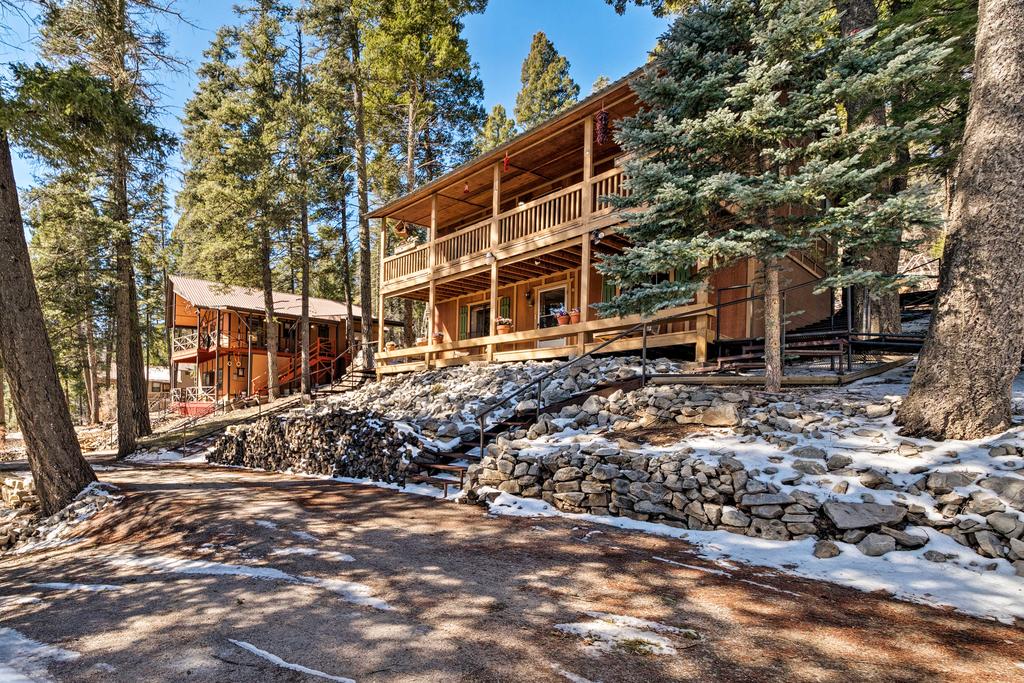 Spacious Cabin With Deck In Lincoln National Forest! - thumb 0