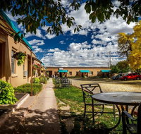 Stone Lizard Lodging - Orlando Tourists