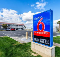 Studio 6-Buttonwillow CA - Orlando Tourists