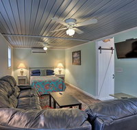 Studio with Outdoor Shower 6 Mi to Ocean Isle Beach - Orlando Tourists