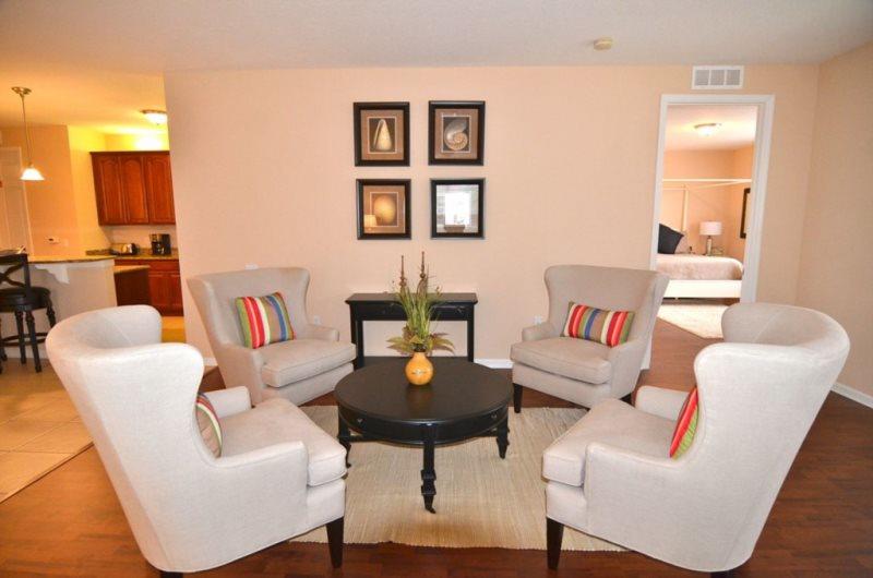 Stunning 3 Bed 2 Bath Condo Located In The Fabulous Vista Cay - thumb 3