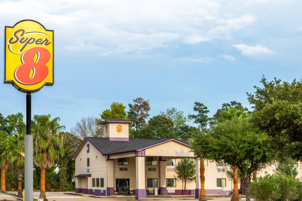 Super 8 By Wyndham Cleveland TX - thumb 1