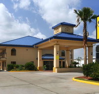 Super 8 by Wyndham Sealy - Orlando Tourists