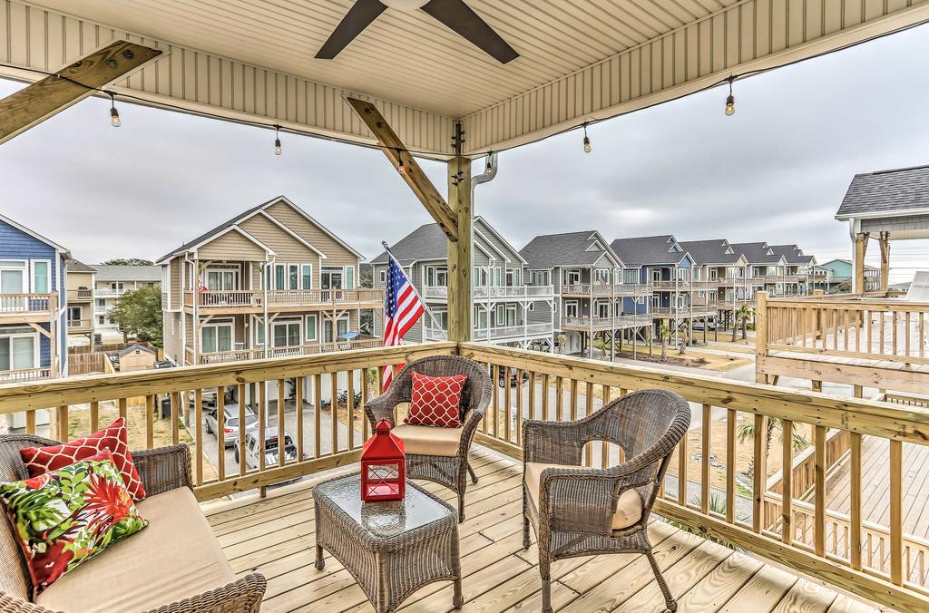Surf City Home With Outdoor Shower-Walk To Beach - thumb 1