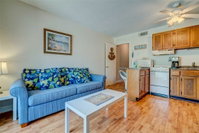 The Spa 2215 1 Bedroom Heated Pool Tennis WiFi Walk to Beach Sleeps 6 Orlando Tourists