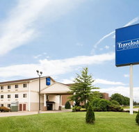 Travelodge by Wyndham Clinton Valley West Court - Orlando Tourists