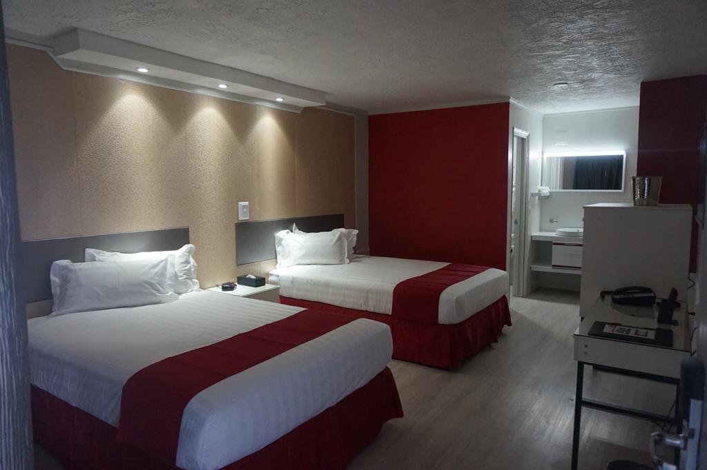 Travelodge By Wyndham Orlando At Heart Of International Drive - thumb 2