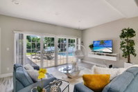 Tropical Lake House with Fishing - Minutes to beach Orlando Tourists