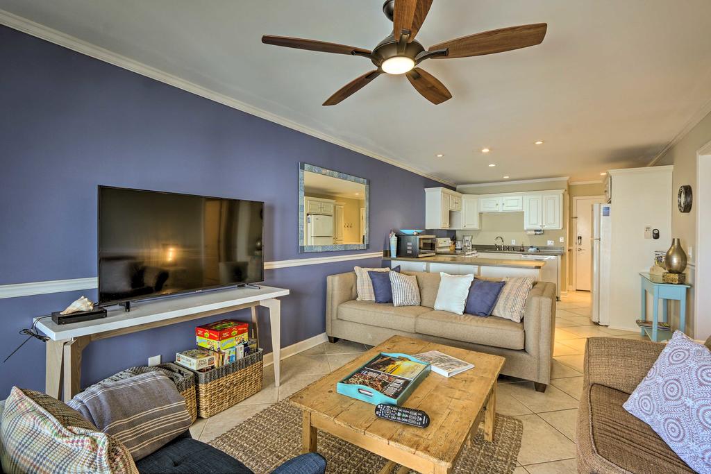 Updated HH Condo With Balcony - Walk To Beach! - thumb 3