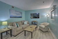 Updated Hilton Head Condo with Pool and Beach Access Orlando Tourists