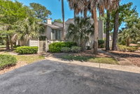 Updated Villa with Patio and Pool 1Mi to Shipyard Beach Orlando Tourists