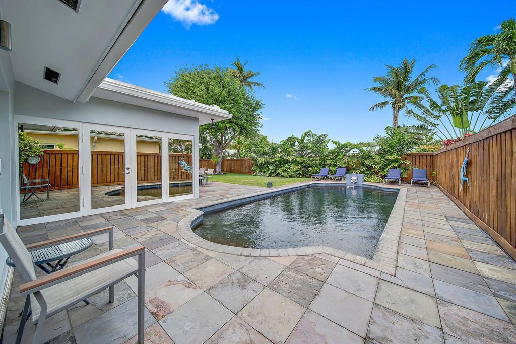 Upscale Modern Beach Home W/ Saltwater Pool Home - thumb 0
