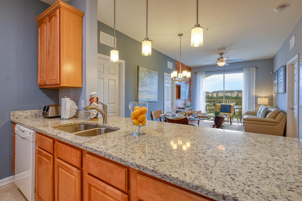 VC14 306 - 3 Bed Apt Great Location And View - thumb 1