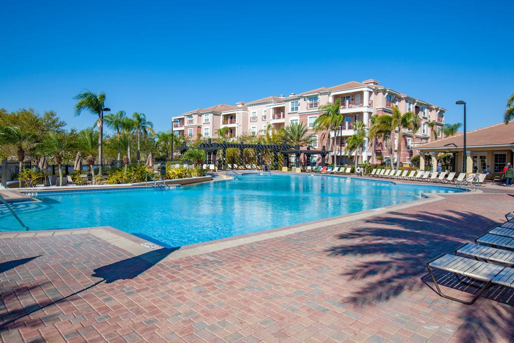 Vista Cay Resort By Millenium At Universal Blvd. - thumb 3