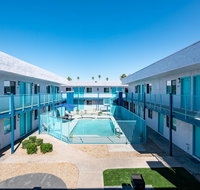 WanderJaunt - Camelback East Apts - Orlando Tourists