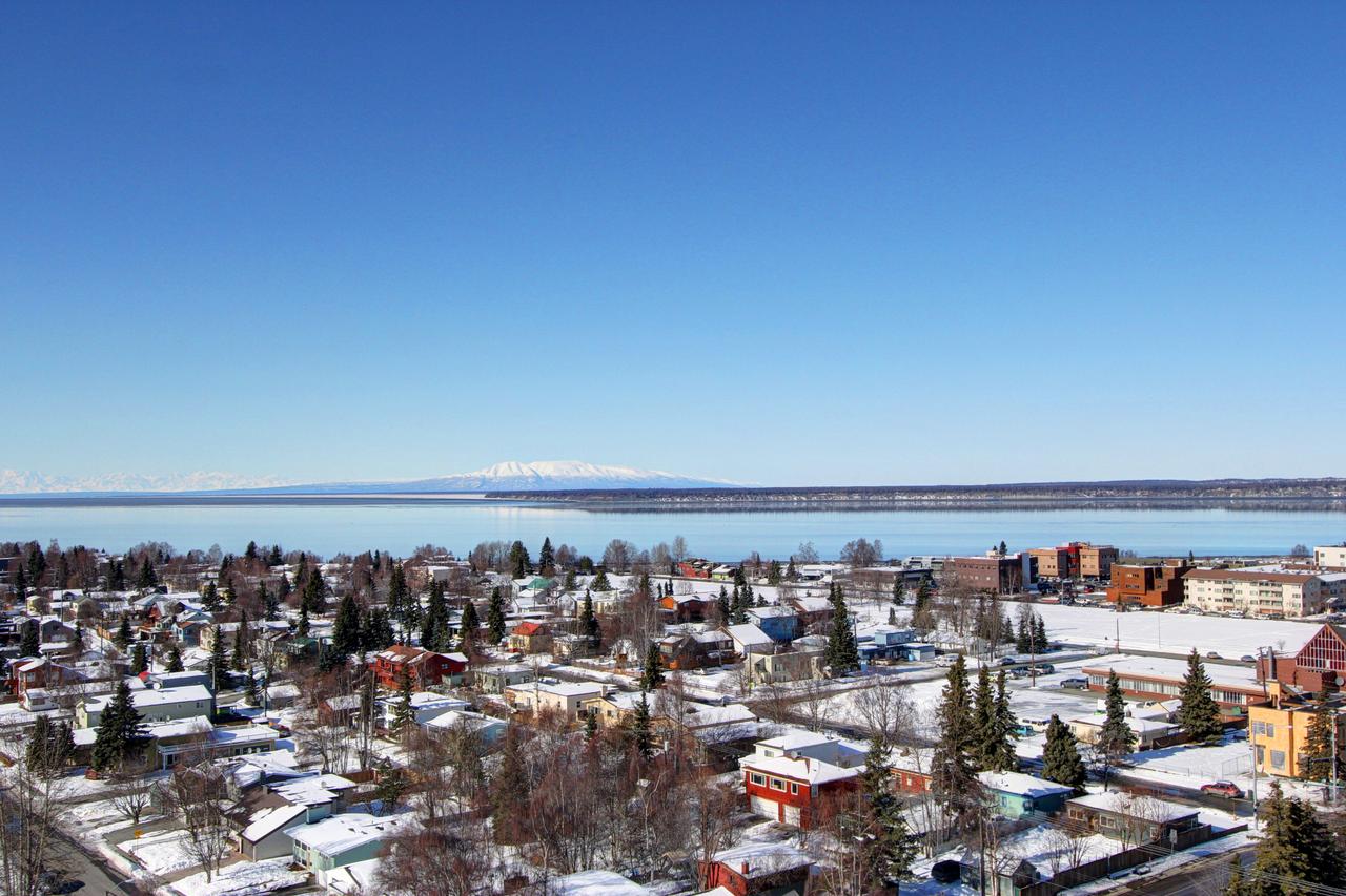 Inlet Tower Hotel & Suites - thumb 14