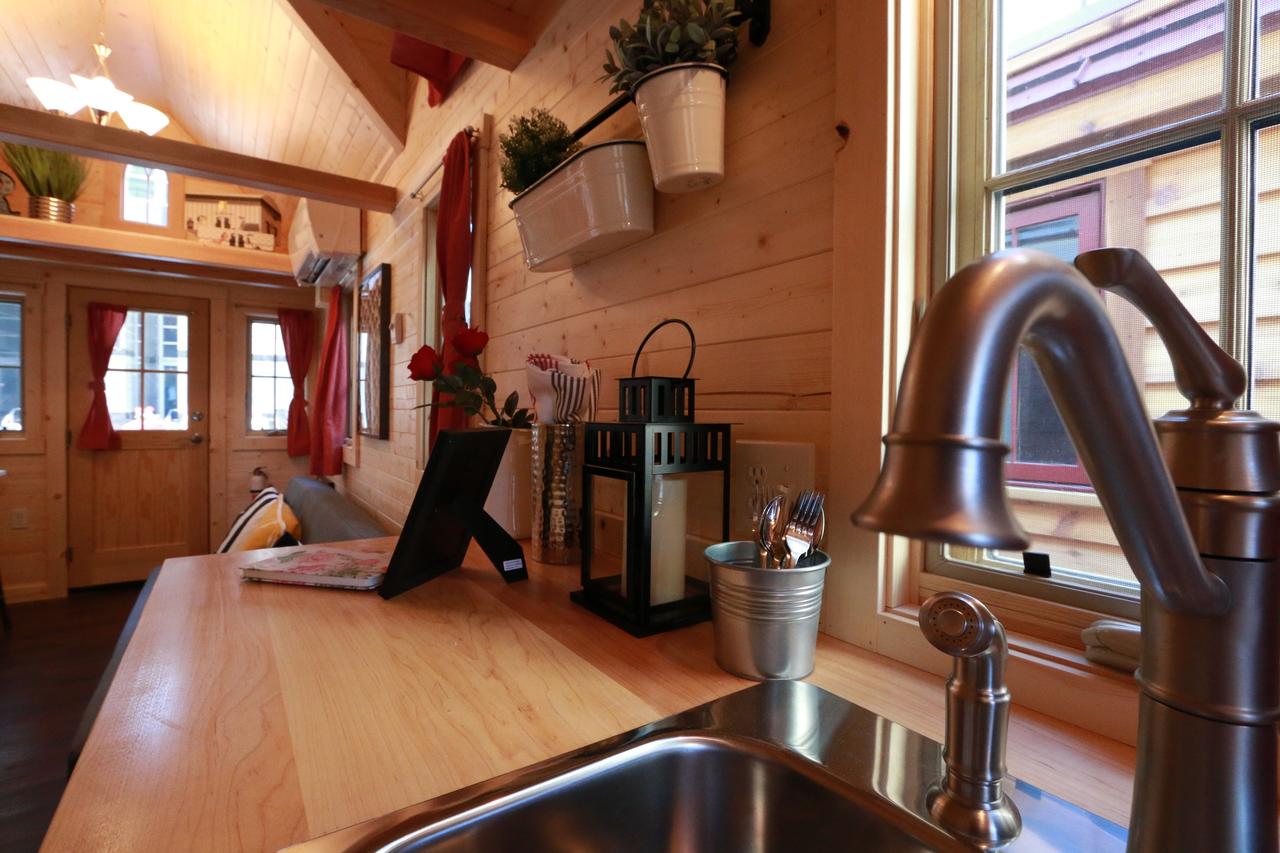 Verde Valley Tiny House 18 - thumb 3
