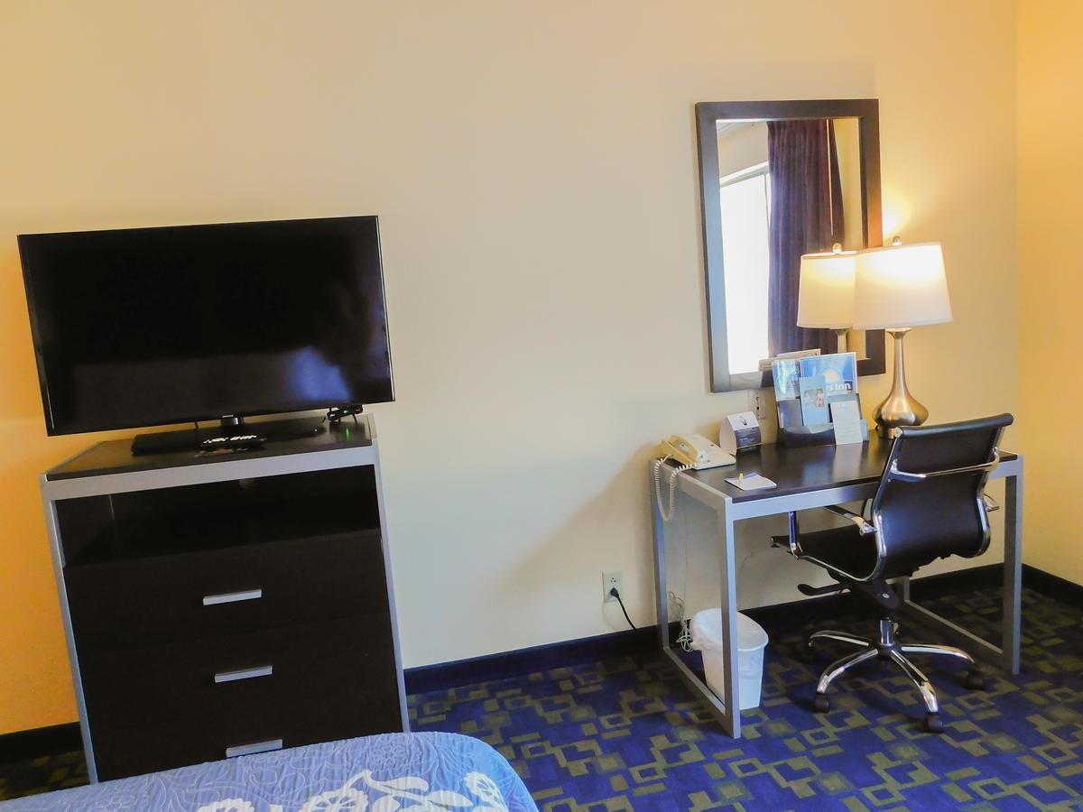 Days Inn & Suites By Wyndham Pocahontas - thumb 37
