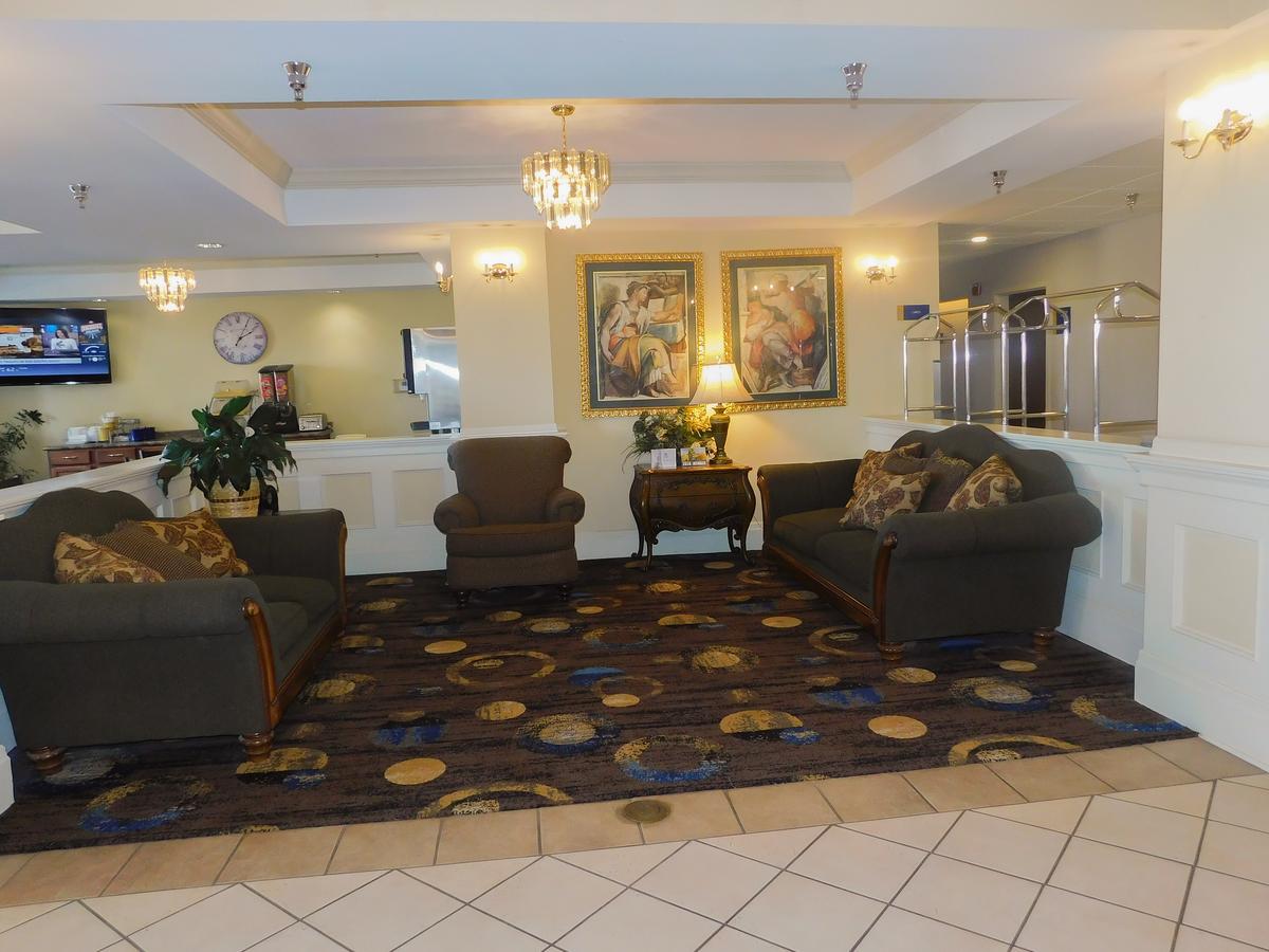 Days Inn & Suites By Wyndham Pocahontas - thumb 4