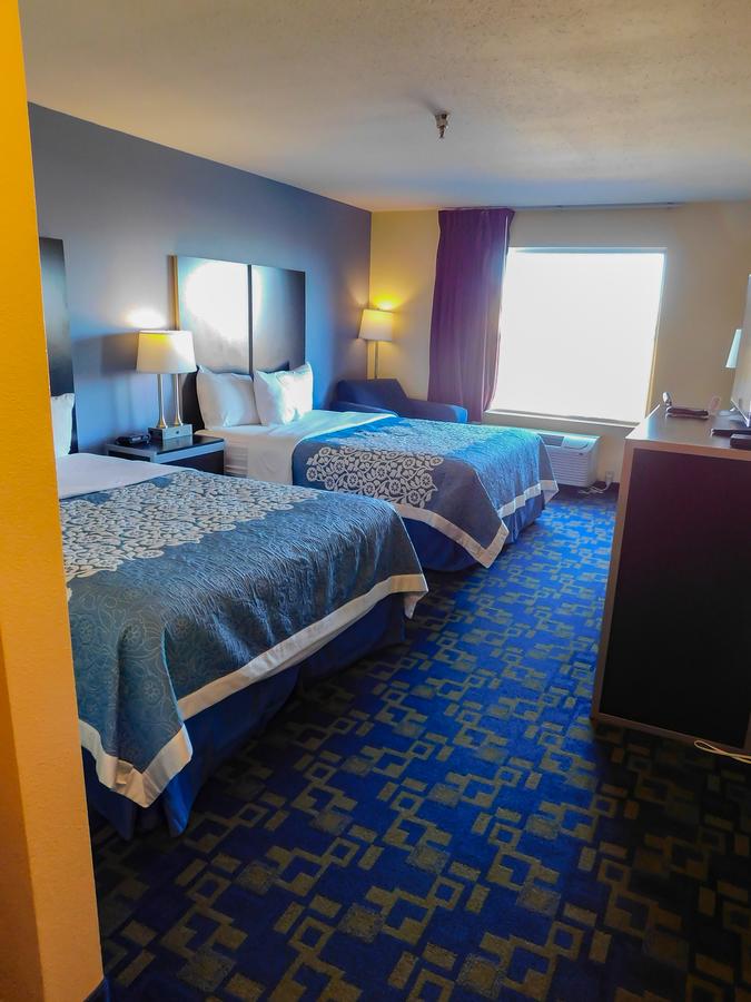 Days Inn & Suites By Wyndham Pocahontas - thumb 20