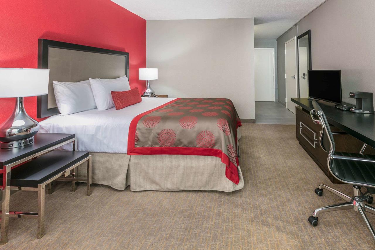 Ramada By Wyndham Texarkana - thumb 31
