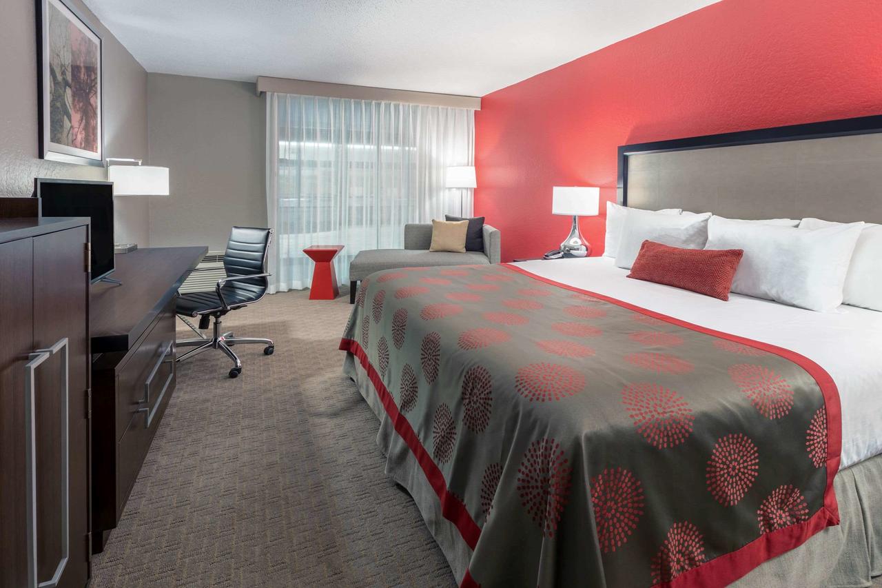 Ramada By Wyndham Texarkana - thumb 29