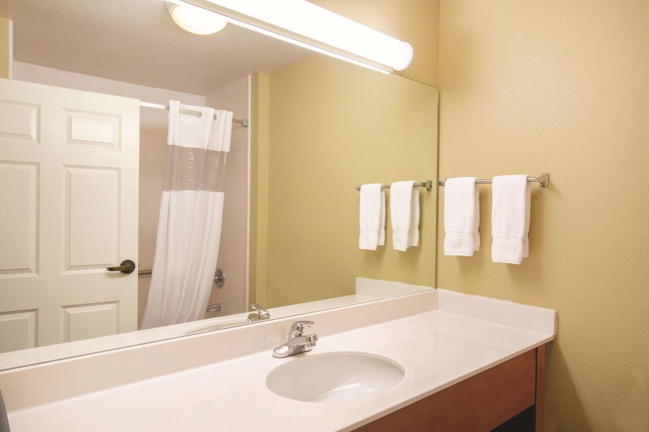 La Quinta By Wyndham Bentonville - thumb 24