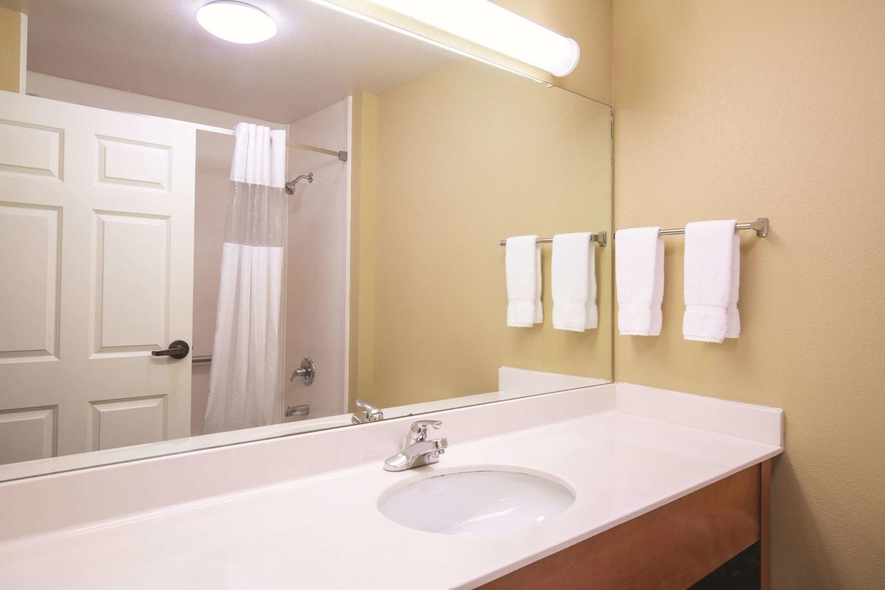 La Quinta By Wyndham Bentonville - thumb 40