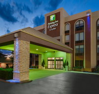 Holiday Inn Express Hotel  Suites Bentonville - Orlando Tourists