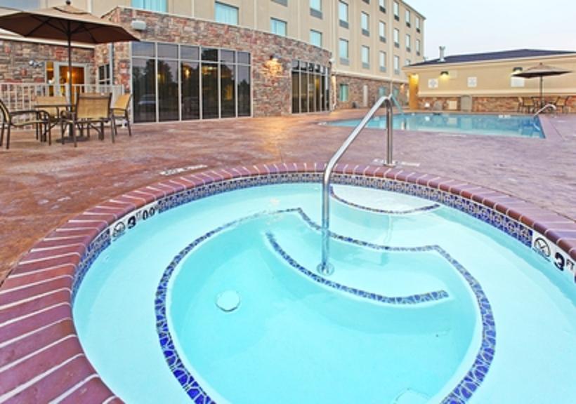 Holiday Inn Express & Suites Searcy - thumb 2